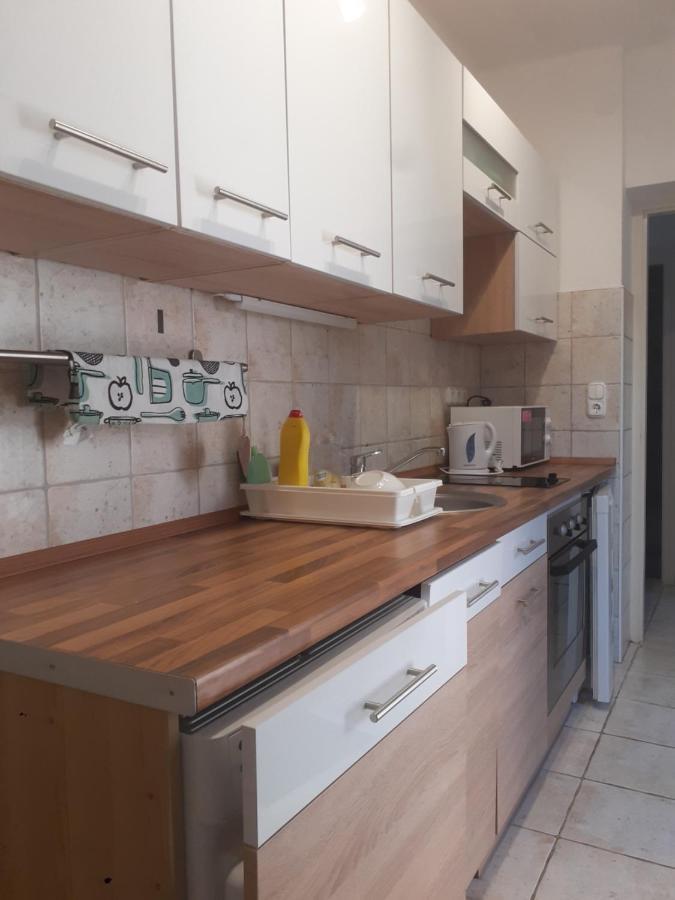 Rose Apartman Balatonlelle Εξωτερικό φωτογραφία