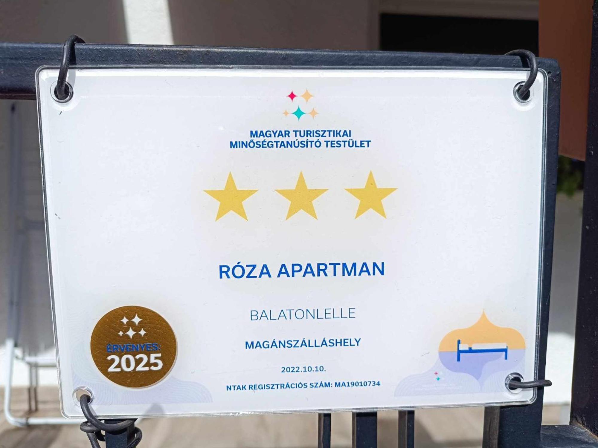 Rose Apartman Balatonlelle Εξωτερικό φωτογραφία